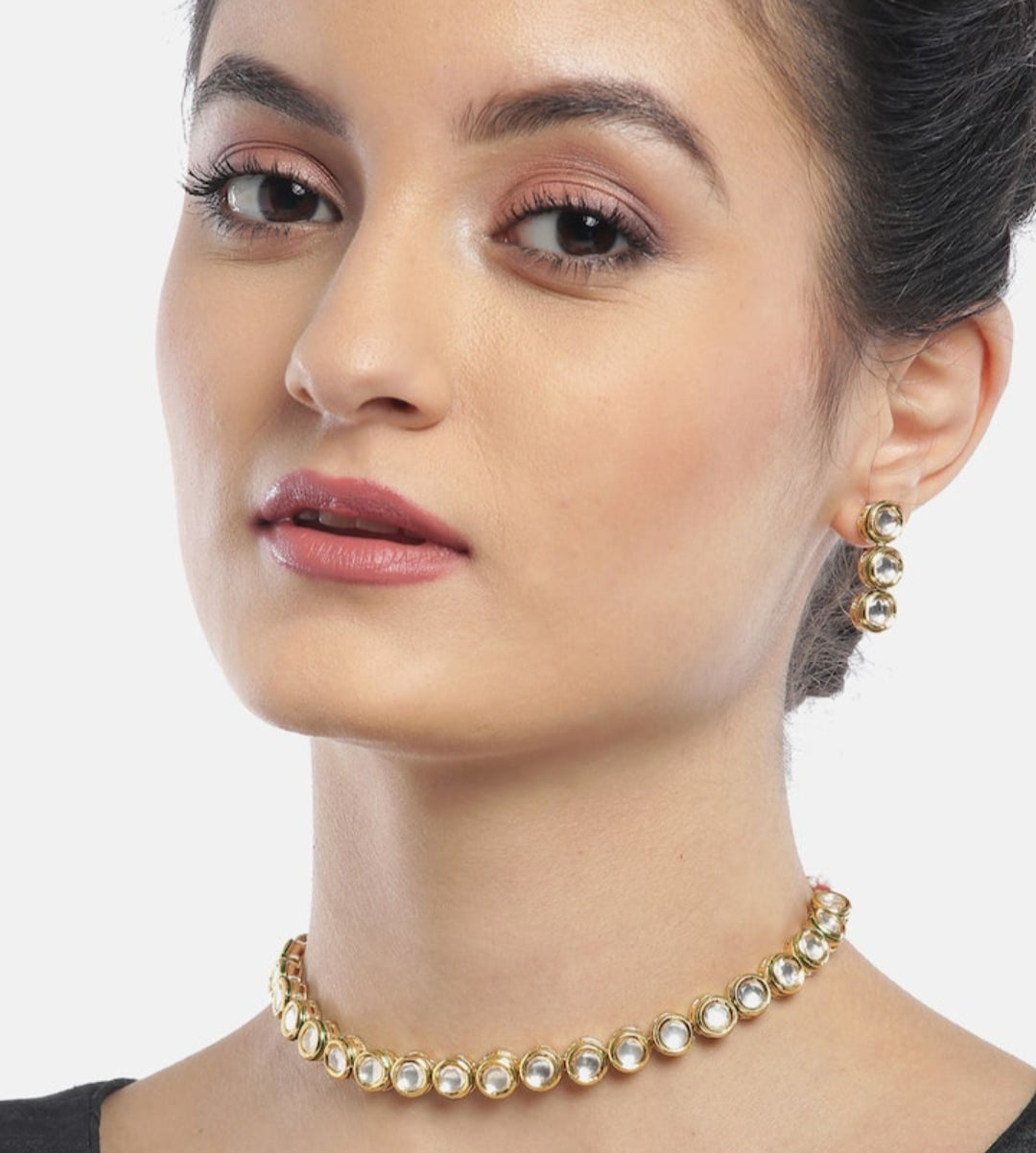 Kundan Round Shape Drop Earrings Necklace Set Bollywood Collection